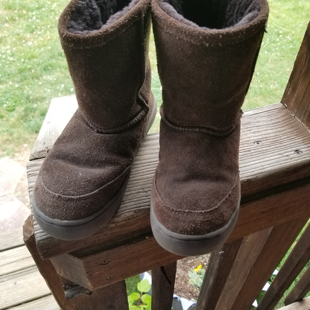 Bear paw boots